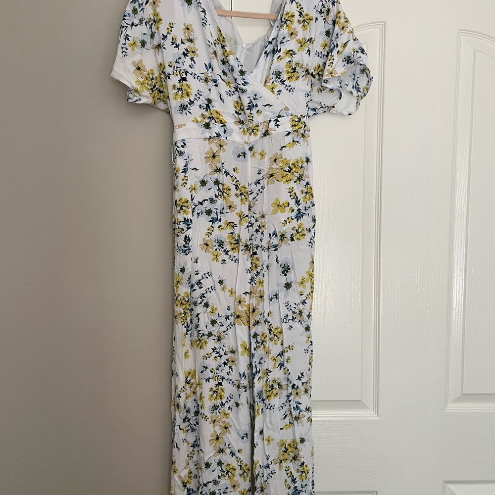 Banana Republic White Floral Maxi Dress
